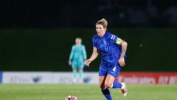 La defensa inglesa Millie Bright anuncia su retirada deportiva