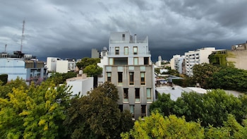 Bajan las temperaturas, pero siguen las lluvias: rigen alertas por tormentas en el AMBA y otras 8 provincias