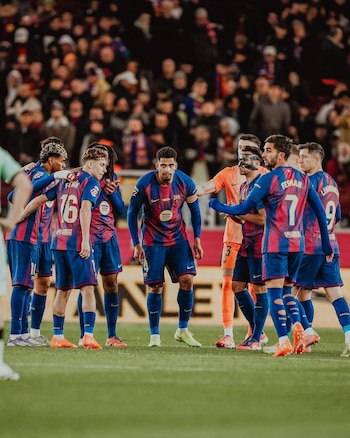 Ronald Araujo da una arenga