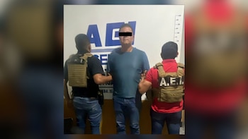 Capturan al director de un anexo en Oaxaca por dejar morir a un interno: lo esposó a una cama y no le brindó atención médica