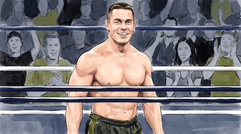 Ilustración digital de John Cena, musculoso y sonriente, de pie en un cuadrilátero. Viste un short y mira hacia una multitud de público difuminada.