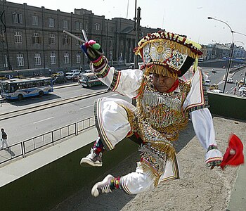 Danzante de tijeras Qori Sisicha