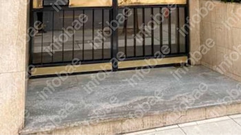 Usa silla de ruedas, no puede entrar sin ayuda a su edificio en Recoleta y la Justicia obligó al consorcio a adaptar el acceso