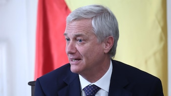 Chile desplegará a funcionarios para