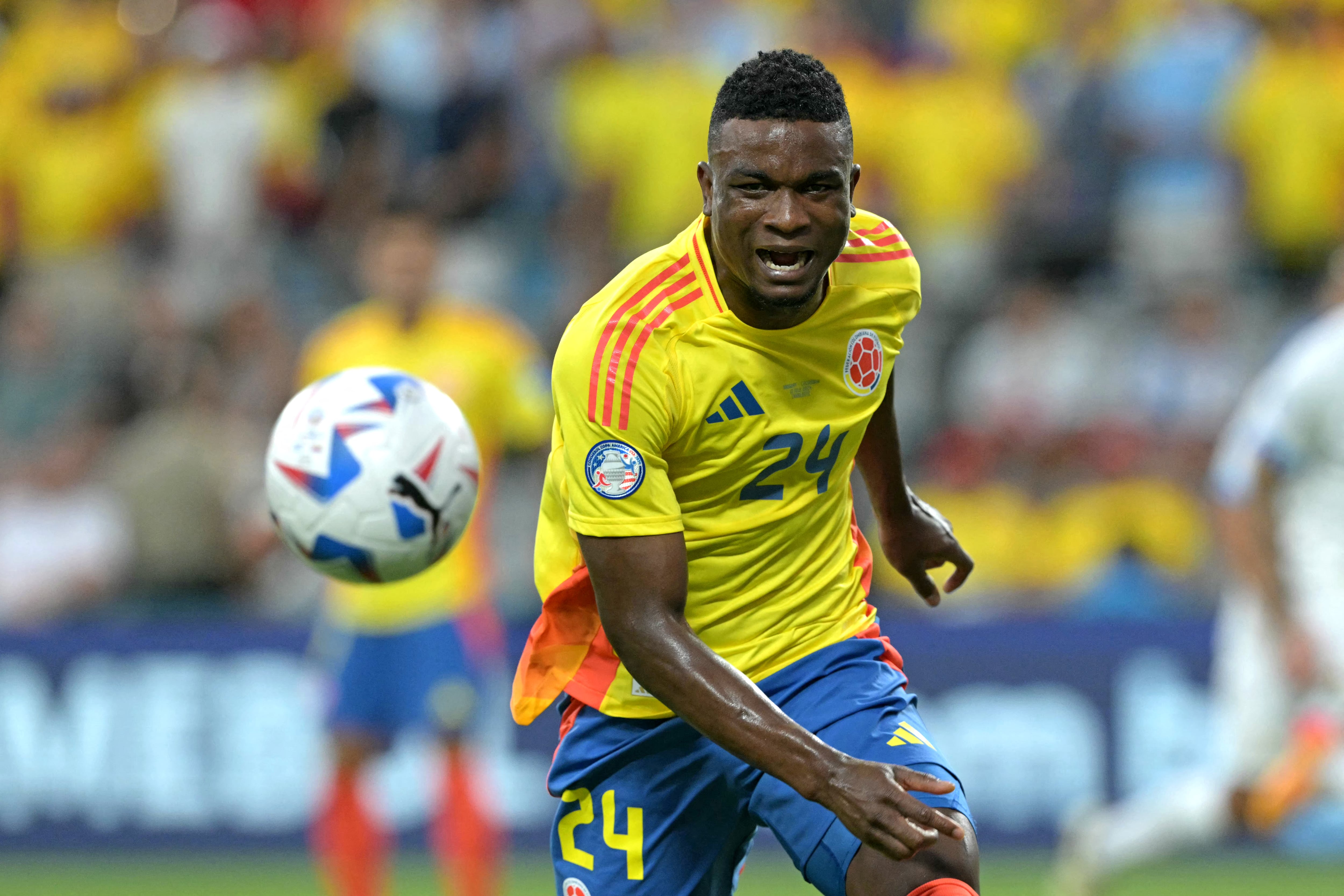 Jhon Córdoba volvió a entrenar con normalidad junto al resto de la Selección Colombia. - crédito JUAN MABROMATA / AFP