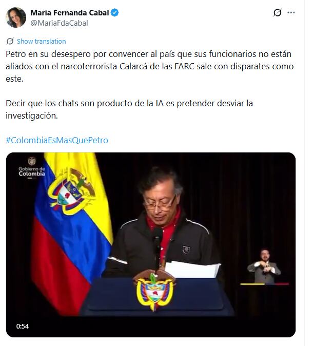 Gustavo Petro afirmó que los chats publicados en la investigación son