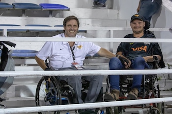 Juan Manuel Marchetto junto a