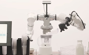 robot - cerebro robótico- Genesis AI - 19 de mayo