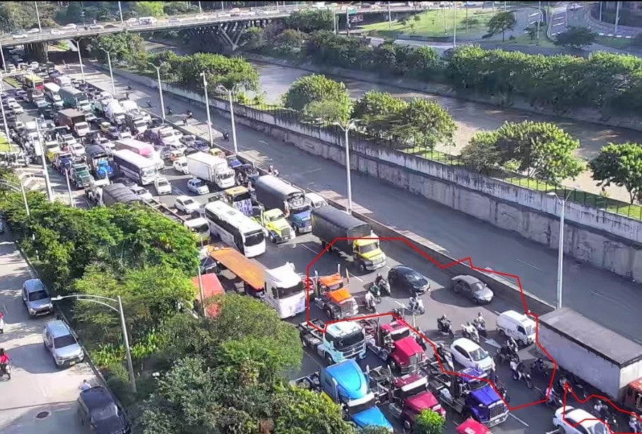 Medellín se ubica entre las ciudades con mayor congestión del mundo, según el índice global de tráfico de TomTom - crédito Secretaría de Movilidad de Medellín