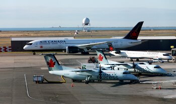 FILE PHOTO: Air Canada aircraft