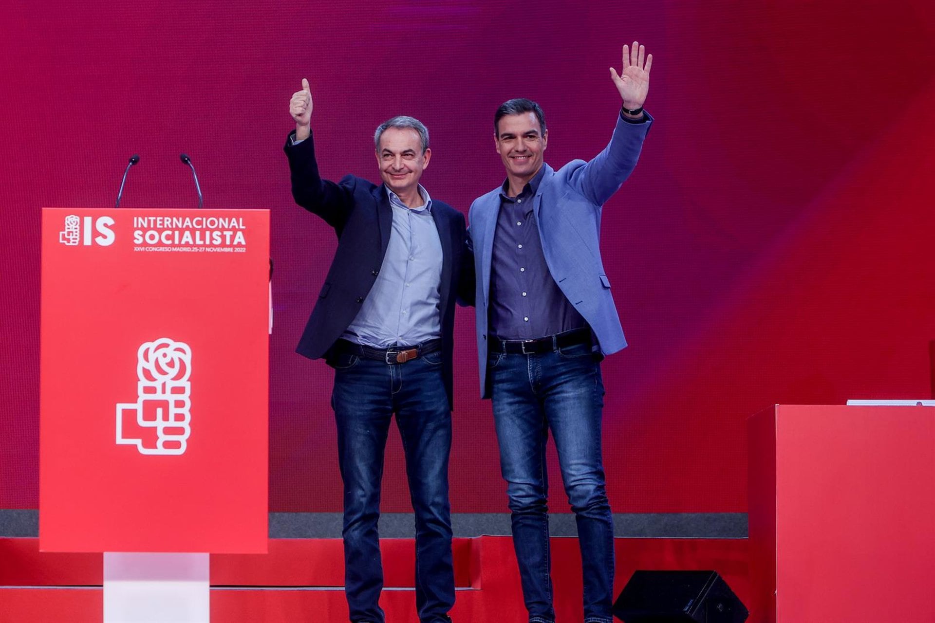 José Luis Rodríguez Zapatero, investigado por presunta corrupción, es un mentor político de Pedro Sánchez en España (Ricardo Rubio - Europa Press)