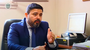 El Juez Carlos Isidro Bustos,