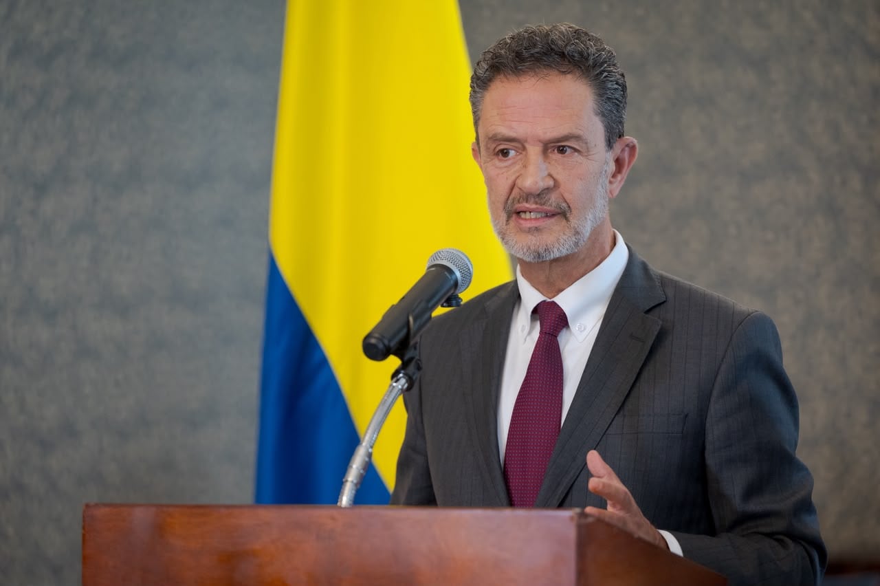 Cancillería detectó anomalías en contratos del gobierno Petro por $100.164 millones