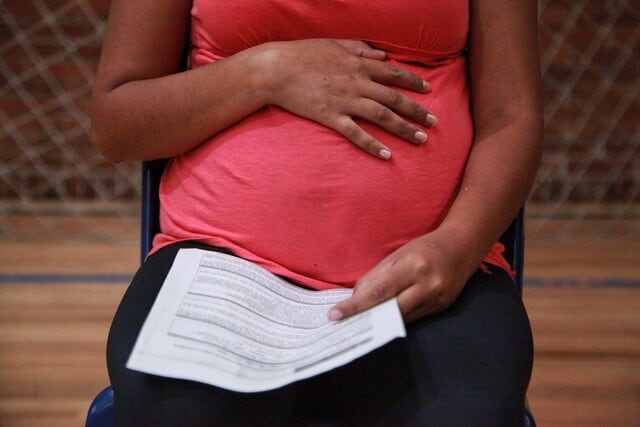 Antioquia reportó 369 casos de embarazo infantil forzado en 2025, la cifra más alta entre los departamentos y territorios mencionados en el informe - crédito Colprensa