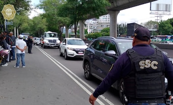 La circulación sobre Periférico en dirección oriente, antes de la Carretera Picacho Ajusco en la colonia Fuentes del Pedregal de la alcaldía Tlalpan, ha quedado restablecida tras la presencia de manifestantes (X@OVIALCDMX)