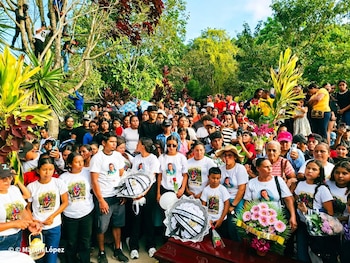 El sepelio en Nicaragua reunió a unas 2,000 personas que exigieron justicia. Cortesía: Canal 4 Nicaragua