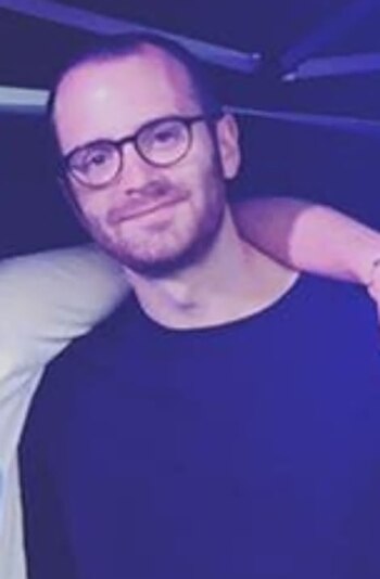 Josh Lowth, el novio de