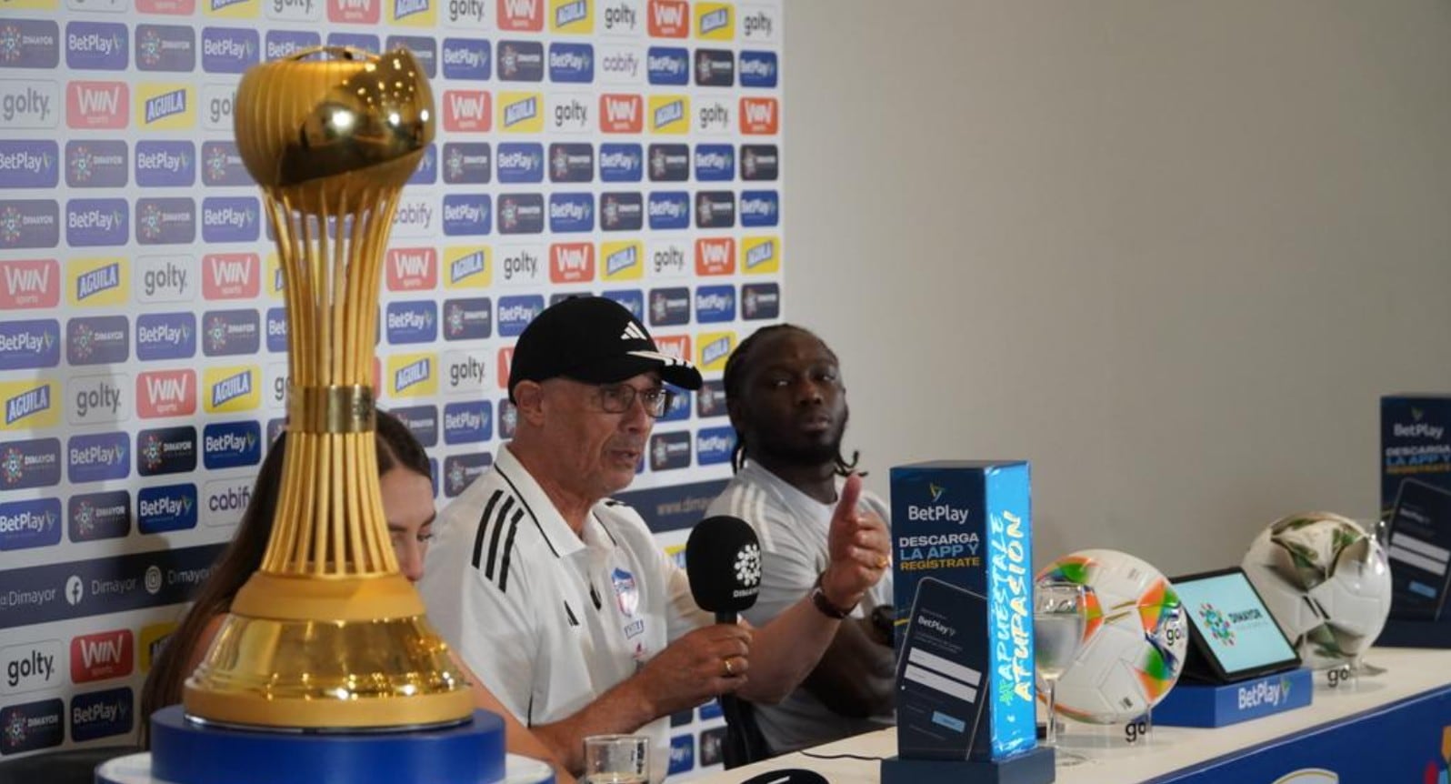 Este es el trofeo de la Liga BetPlay, que será peleado por Junior y Tolima entre el 12 y 16 de diciembre - crédito Junior FC