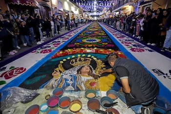 Huamantla adorna su centro con