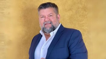 Moisés Solís es Presidente de