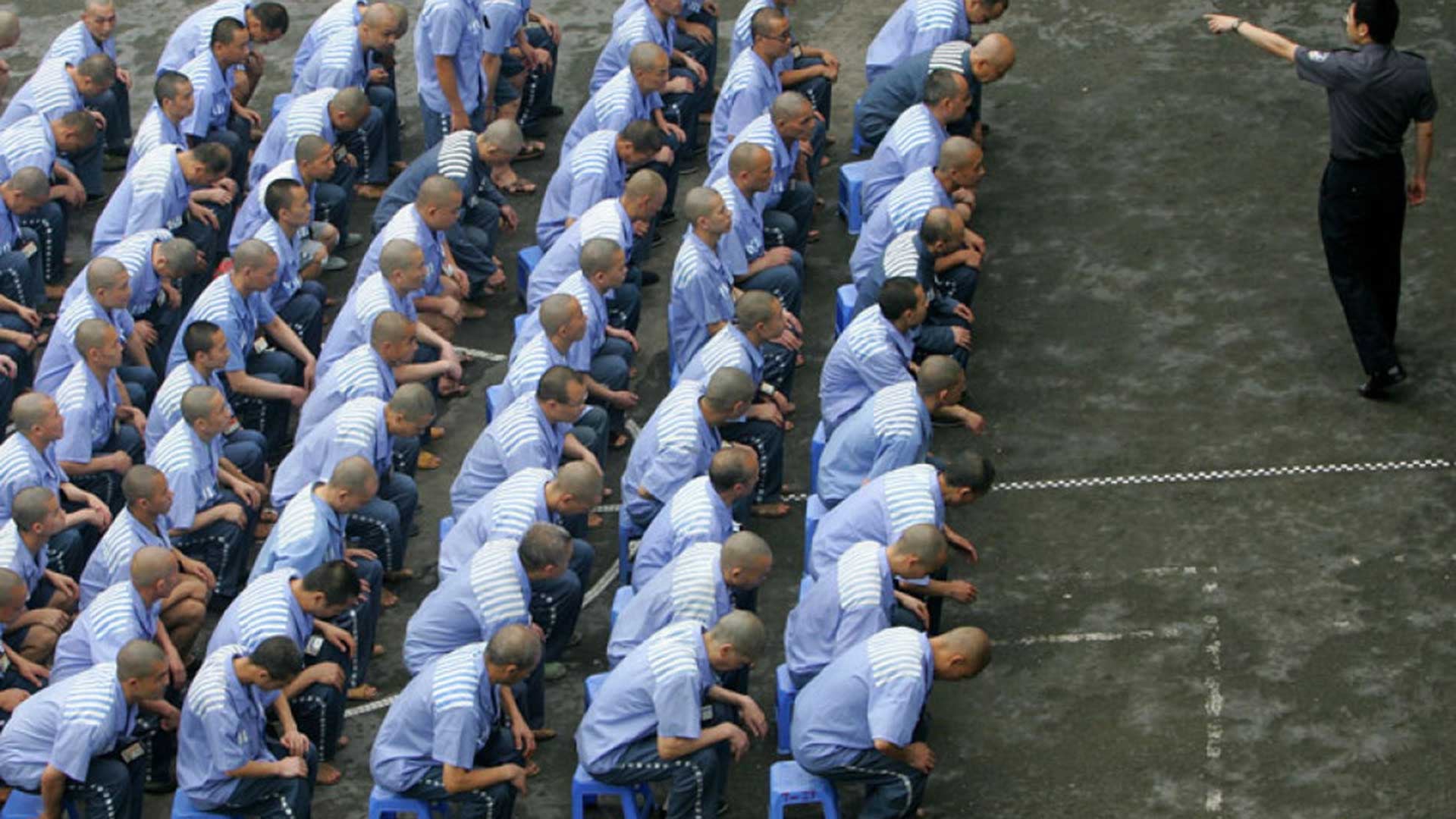 Los uigures son sometidos a torturas en los campos de concentración del régimen, en Xinjiang