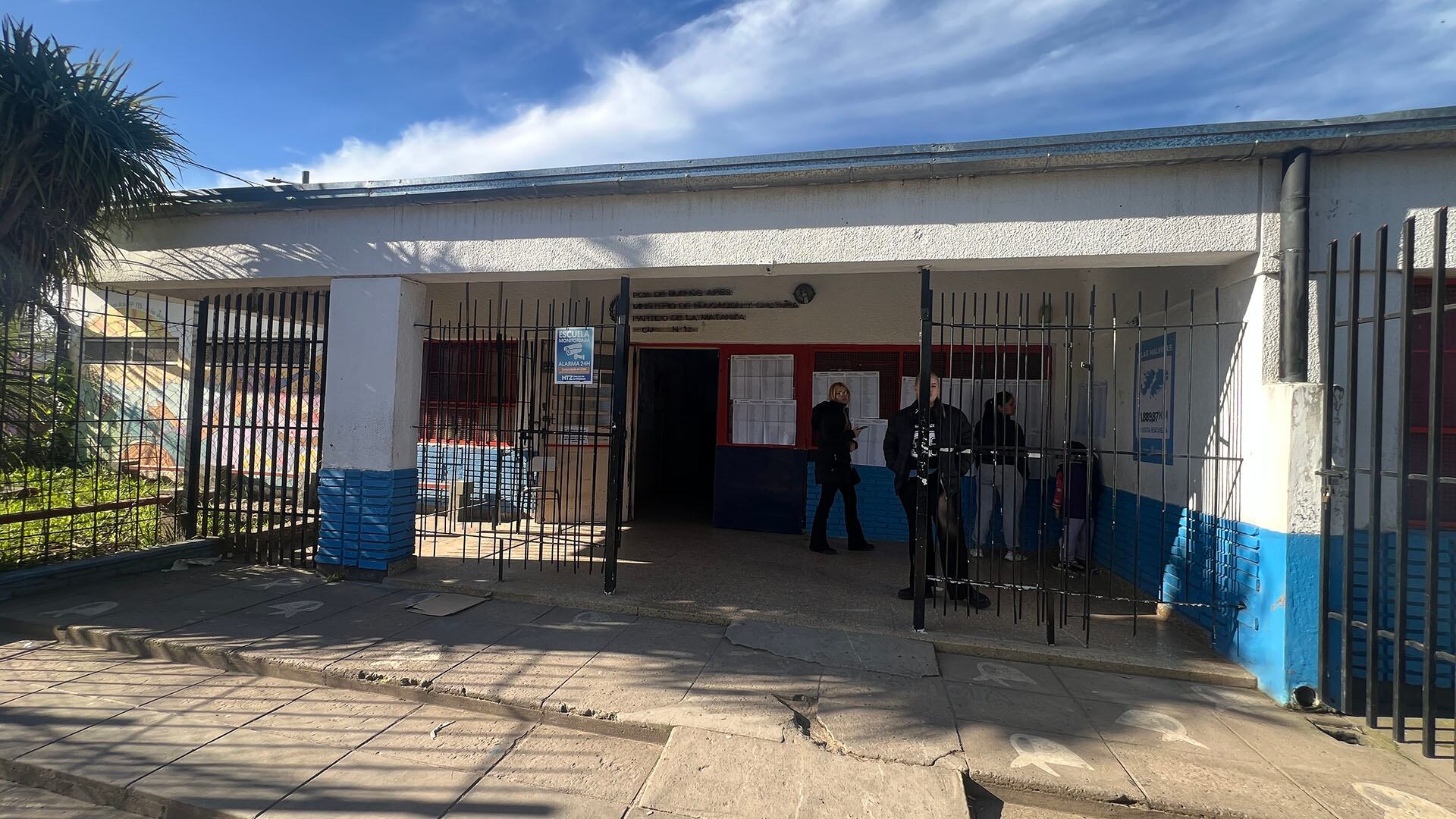 La participación en La Matanza rondó entre el 50% y el 55% en la mayoría de las escuelas, con Fuerza Patria desplegando más fiscales que el resto de las fuerzas (Foto: Gastón Taylor)