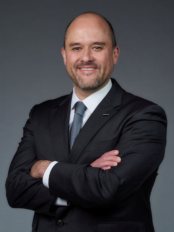 Espinosa es el primer mexicano