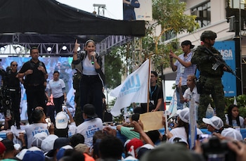 La candidata presidencial ecuatoriana Luisa