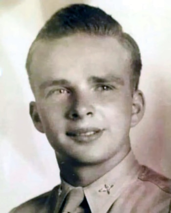 Los restos de Robert T.