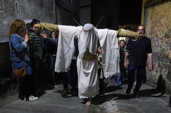 Rito de los Empalaos de Valverde de la Vera, Cáceres (Gustavo Valiente - EP).