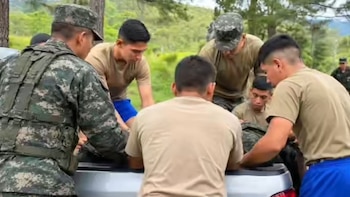 Ocho militares heridos tras explosión de artefacto durante labores de reforestación en Honduras