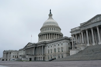 La correspondencia postal incluía mensajes manuscritos con burlas dirigidas a los miembros del Congreso (REUTERS/Elizabeth Frantz).