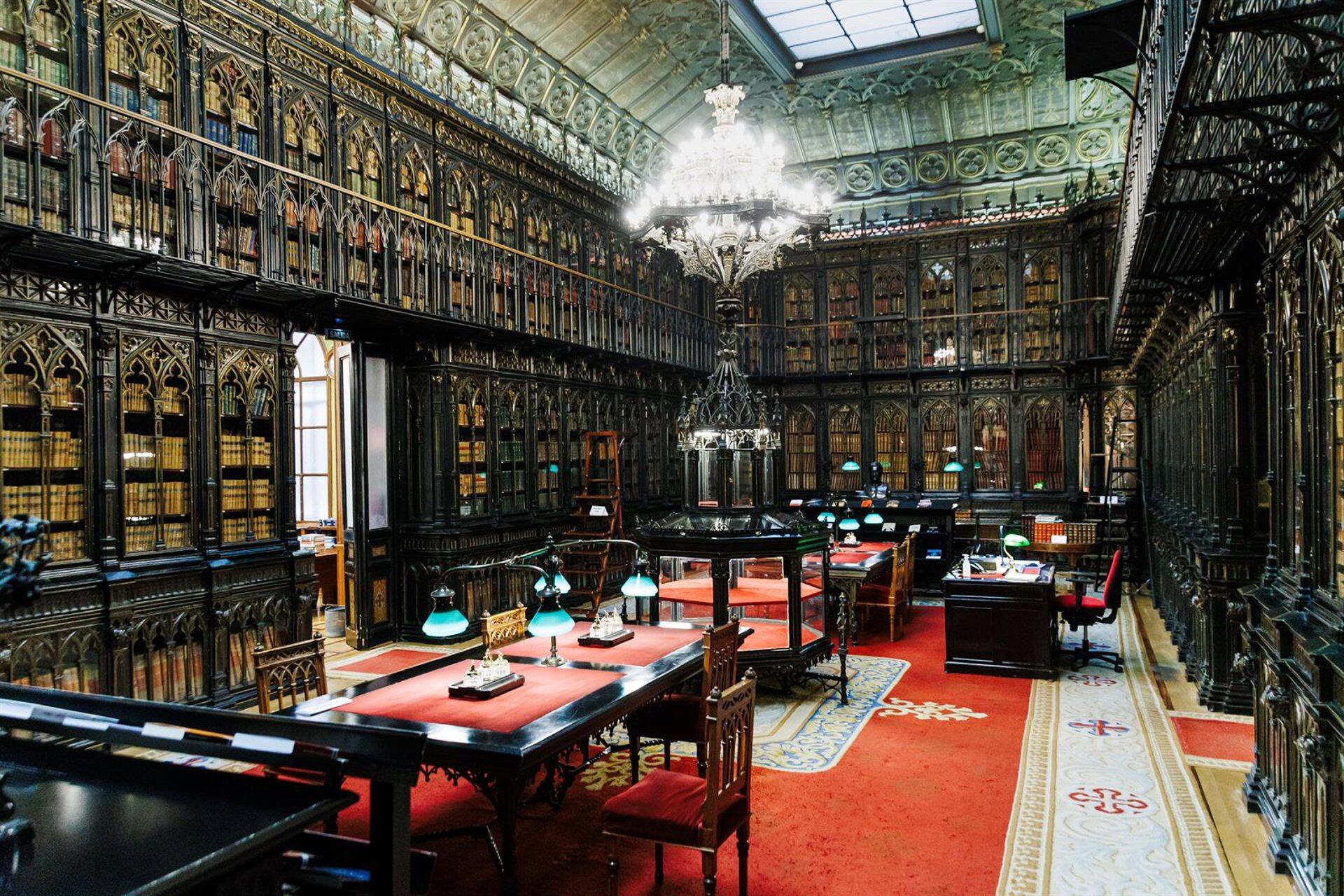 El Senado abre sus puertas este fin de semana: se podrán ver su biblioteca neogótica o el trono de Isabel II