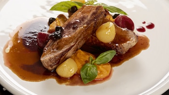 Solomillo de cerdo con salsa de melocotón, una receta elegante y muy fácil para sorprender