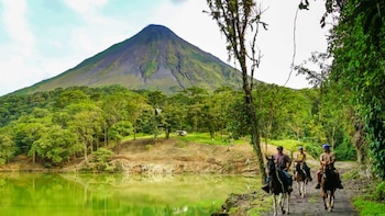 Gobierno de Costa Rica anuncia avances clave en infraestructura y turismo para la zona norte