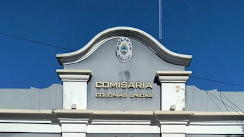 Borracho y drogado, un policía de Chaco baleó a un compañero dentro de una comisaría