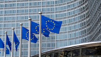 China avisa a la UE que tomará represalias "con firmeza" contra cualquier nueva "restricción discriminatoria"