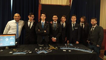 Los alumnos y el profesor