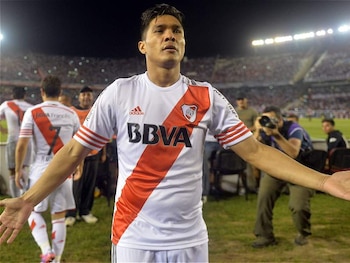 Teófilo Gutiérrez jugó 70 partidos y marcó 28 goles oficiales con la camiseta de CA River Plate entre 2013 y 2015, etapa en la que ganó la Copa Sudamericana y la Copa Libertadores - crédito River Plate