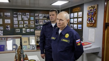 Takaichi ve "inaceptable" la visita de Putin a las islas Kuriles: "Hiere los sentimientos de Japón"