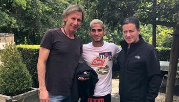 Ricardo Gareca junto a Sergio