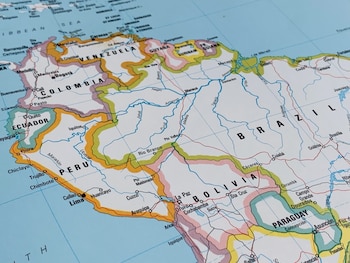 Dentro del desempeño exportador total, Perú concentró el mayor volumen, con ventas externas por 90.472 millones de dólares. Le siguieron Colombia, con 50.205 millones; Ecuador, con 37.152 millones; y Bolivia, con 9.633 millones (Imagen: Shutterstock)