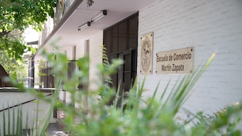 Denuncian que un vicedirector proyectó imágenes sexuales frente a alumnos en una clase y fue apartado