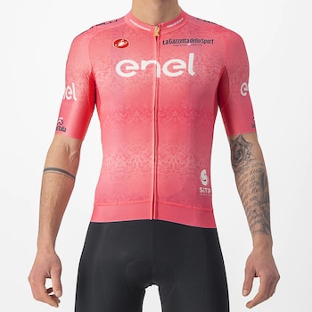 La malla "rosa" es portada por el líder de la clasificación general de la competencia. All4cycling.