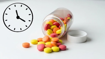 La hora correcta del día en que debes tomar cada vitamina para realmente obtener sus beneficios