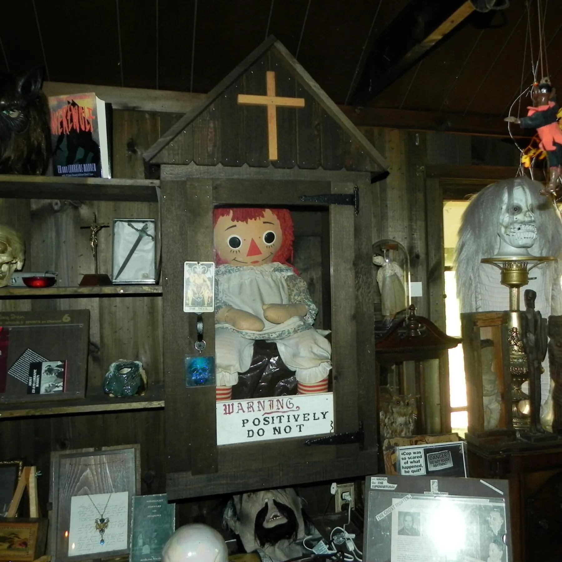 Rivera falleció un día después de liderar una charla sobre la muñeca Annabelle en Gettysburg (Redes sociales)