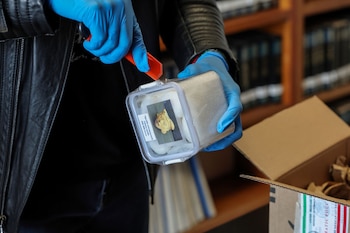 LAS SECRETARÍAS DE CULTURA Y DE RELACIONES EXTERIORES FORMALIZAN LA REPATRIACIÓN DE 160 BIENES PATRIMONIALES (2)