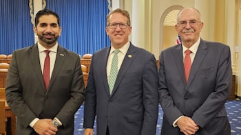 Roberto Lazzeri visita por primera vez el Capitolio como embajador de México en EEUU: sostiene encuentro con funcionarios