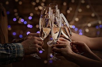 Uno de los escenarios más comunes en año Nuevo suelen ser el trazado de nuevos propósitos (Shutterstock)