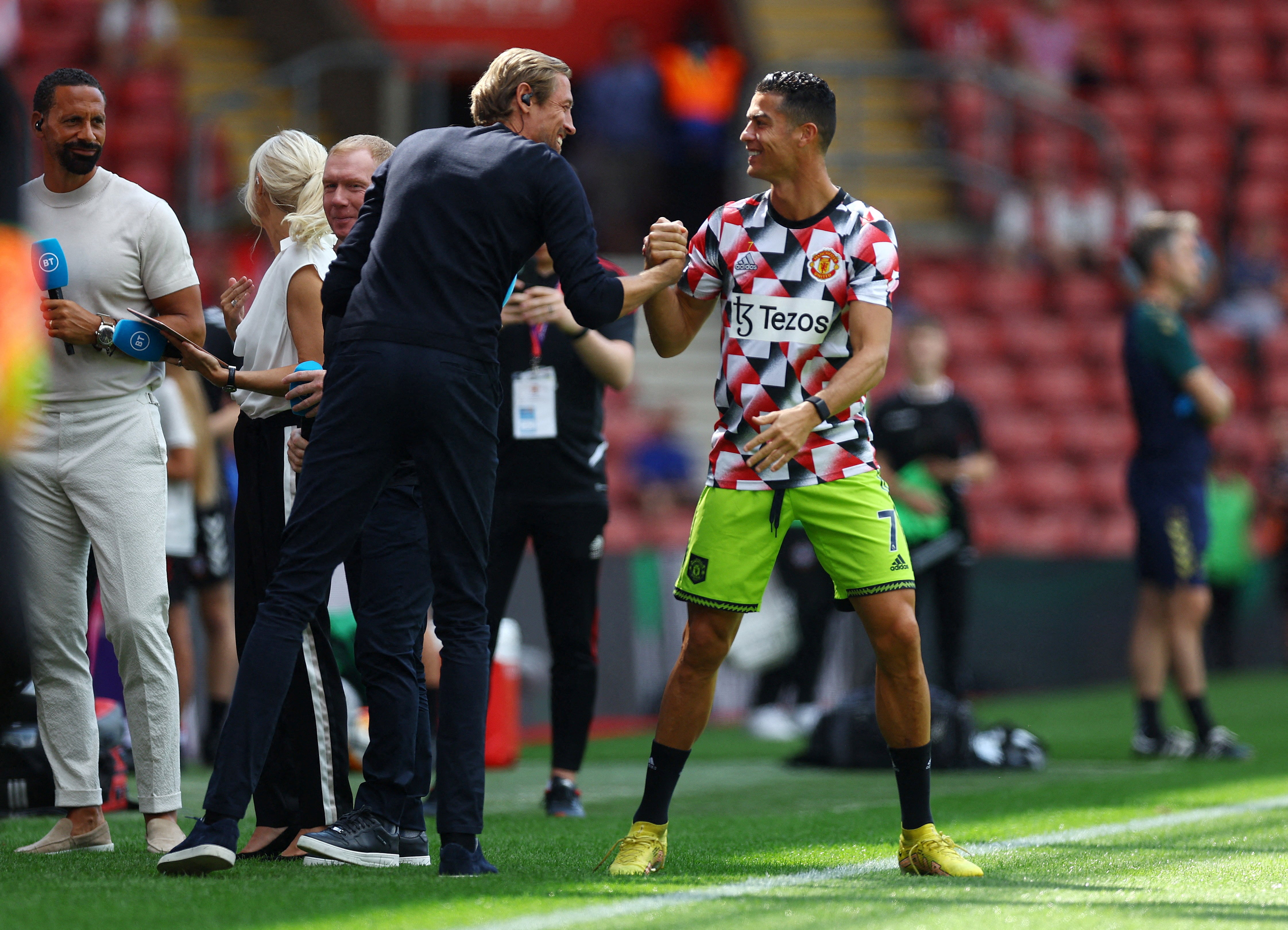 La comparación entre Crouch y Cristiano Ronaldo revela diferentes maneras de afrontar el éxito deportivo (REUTERS/Hannah Mckay)